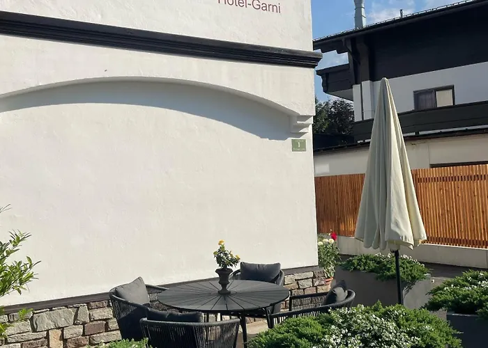 Hotel-garni Austria
