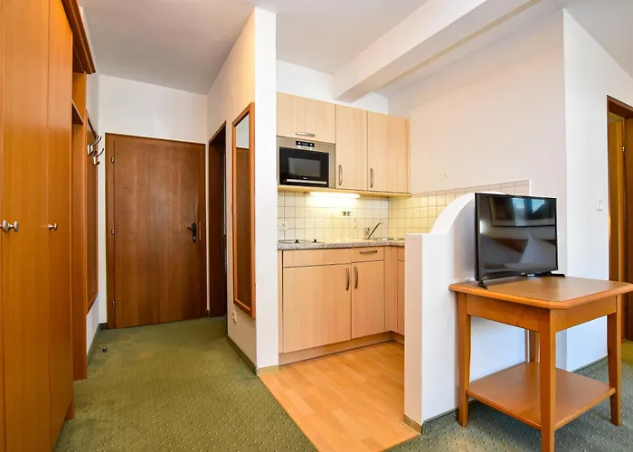 Hotel-garni Austria Hotell