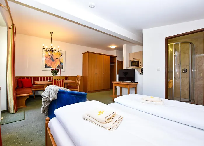 Hotel-garni Austria Hotell 3*