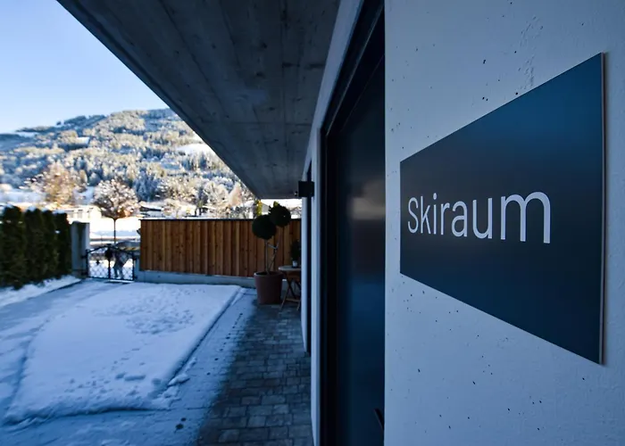 מלון Hotel-garni Austria 3*